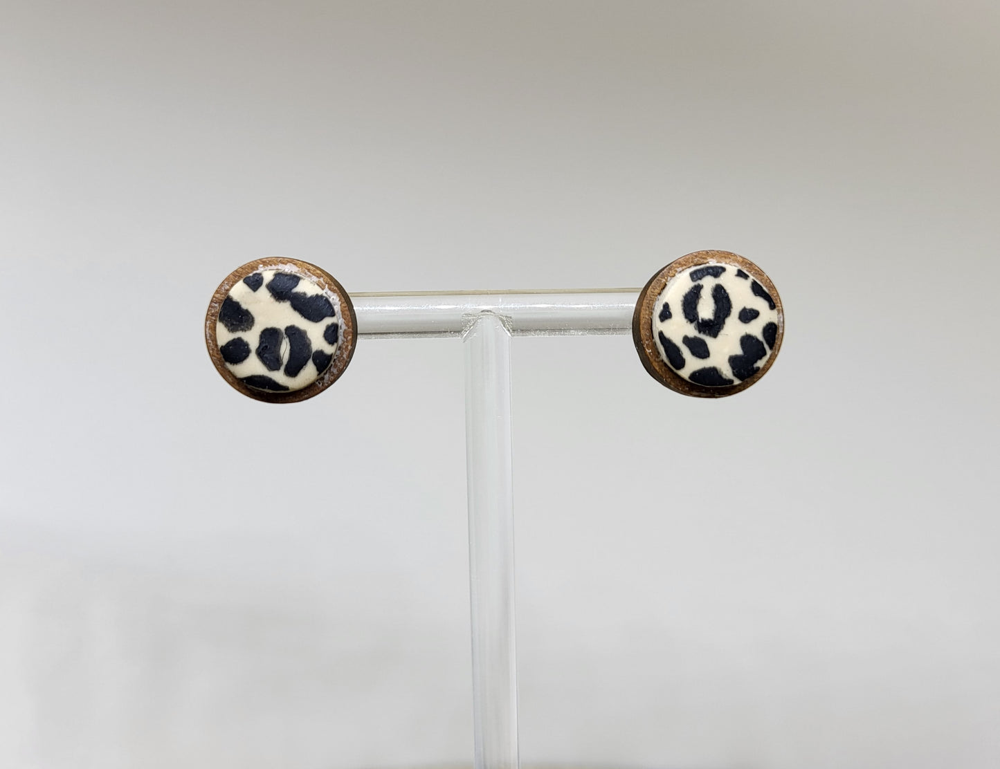Leopard Wood Frame Studs