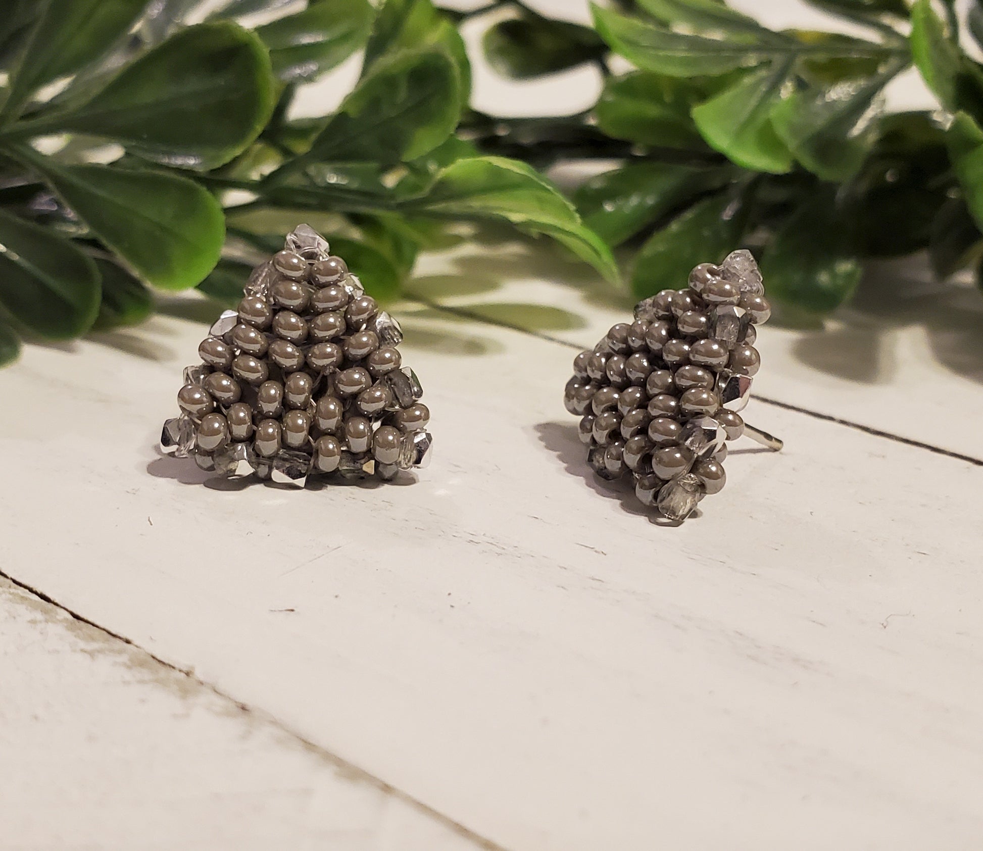 Triangle Patchwork Quilt Studs- Gray & Silver