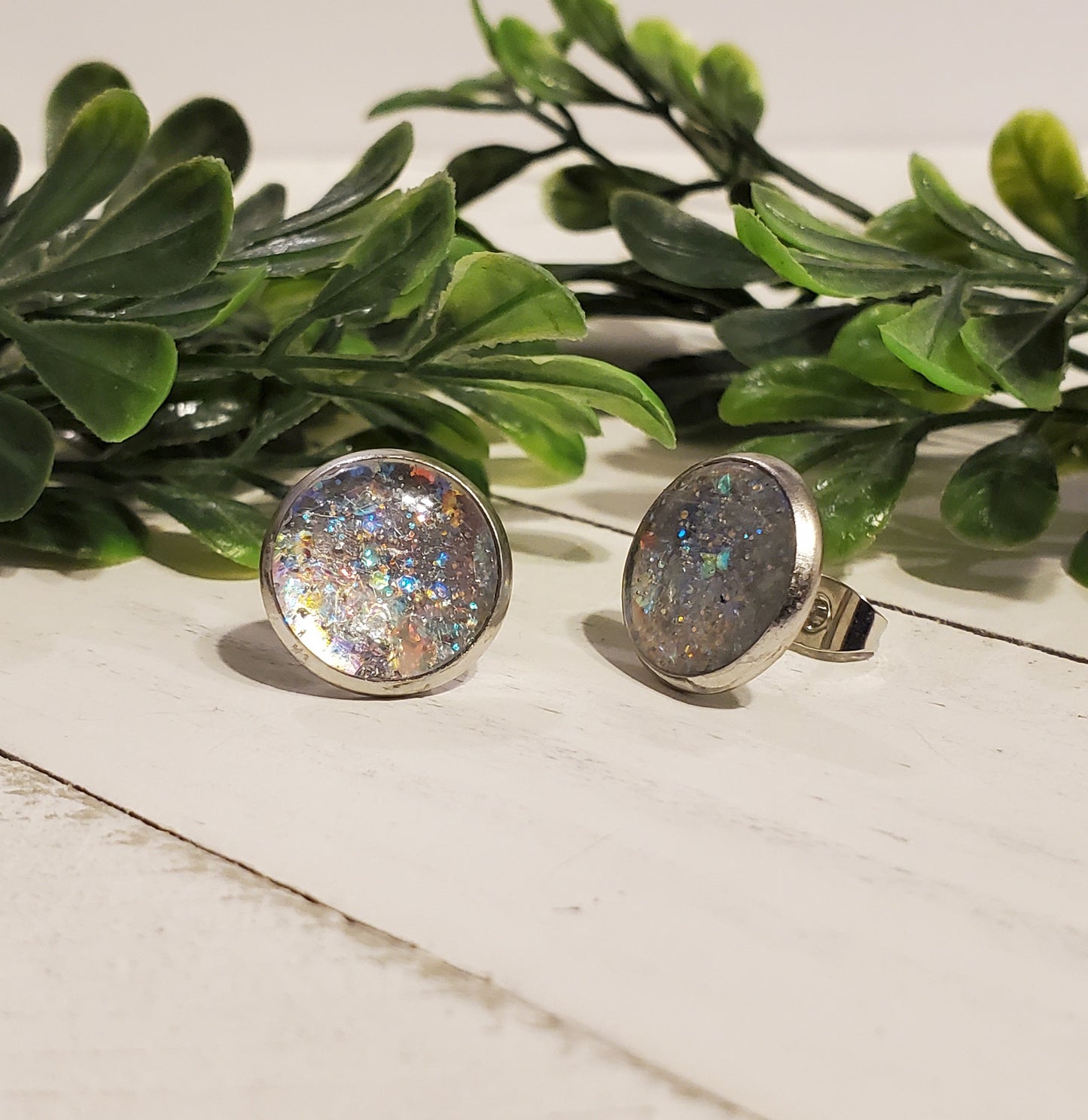 Sassy Studs (12mm)- Iridescent Glitter