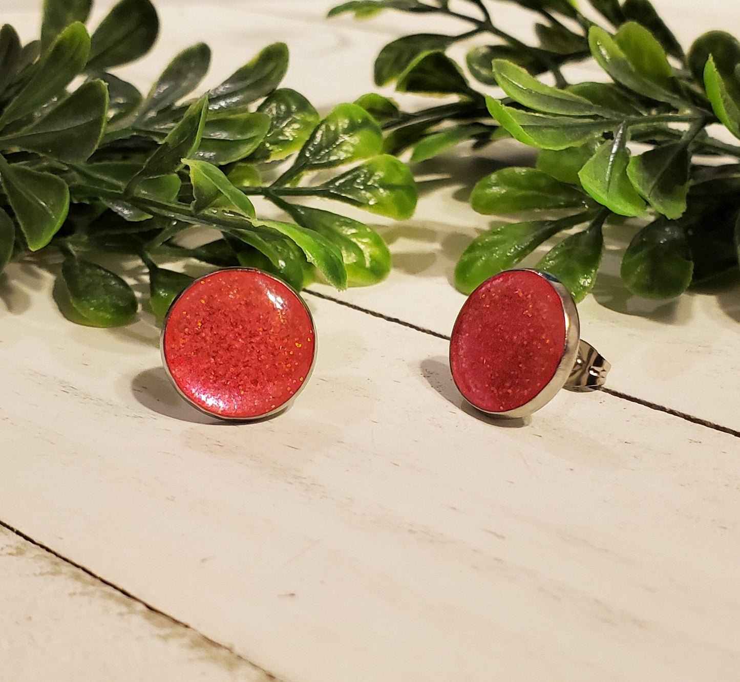 Sassy Studs (12mm)- Hot Pink
