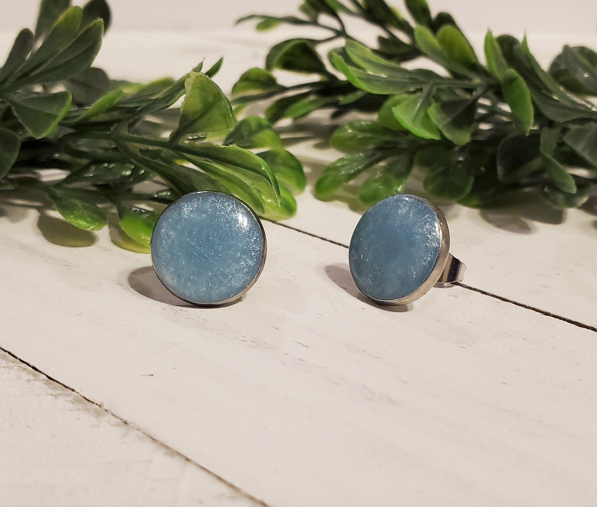 Sassy Studs (12mm)- Light Blue Pearl