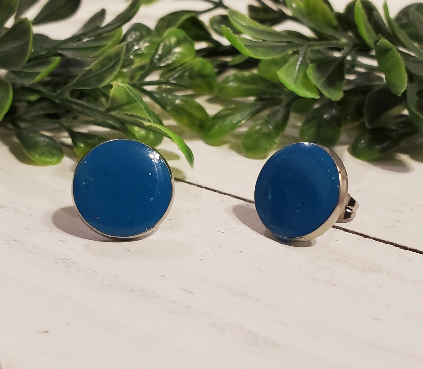 Sassy Studs (12mm)- Ocean Blue Sparkle