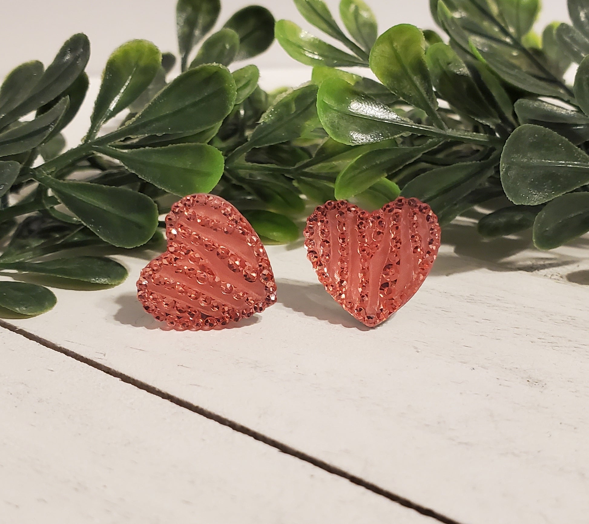 Sweetheart Studs-Pink